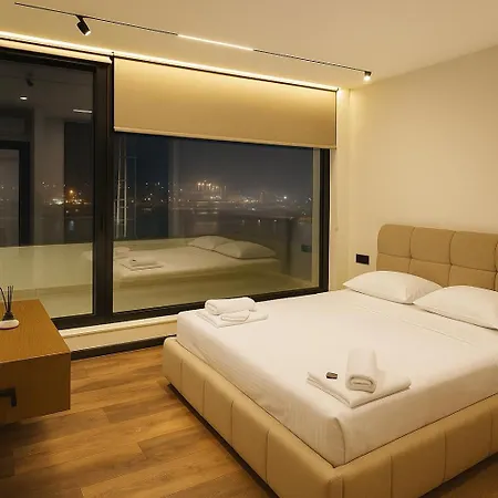 Rashel Marina View *